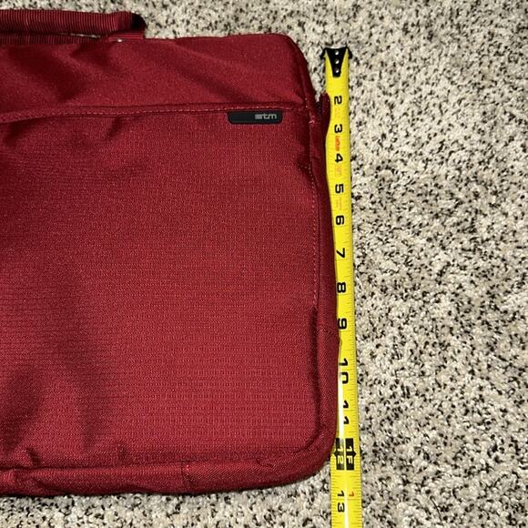 STM Red Computer Messenger Bag NWOT - Picture 11 of 11